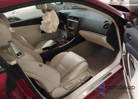 2014 Lexus Is 250C z USA, uszkodzony, nr VIN JTHFF2C27E2529649